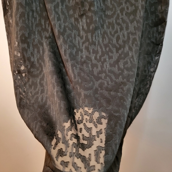 Forgiveness Black Dress Size M - Picture 6 of 6